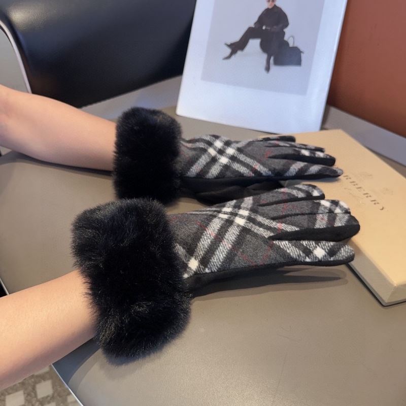 Burberry Gloves