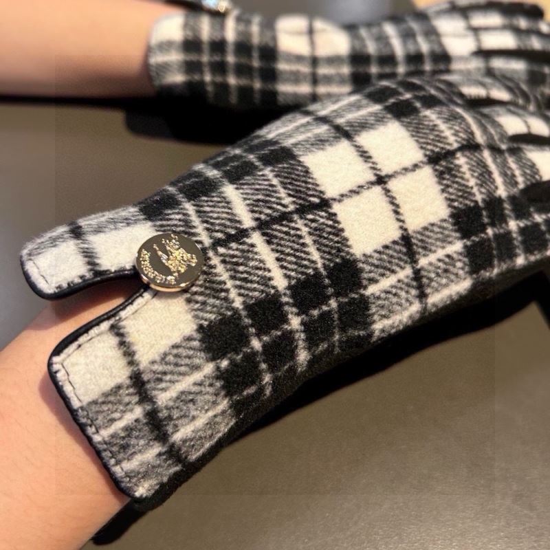 Burberry Gloves