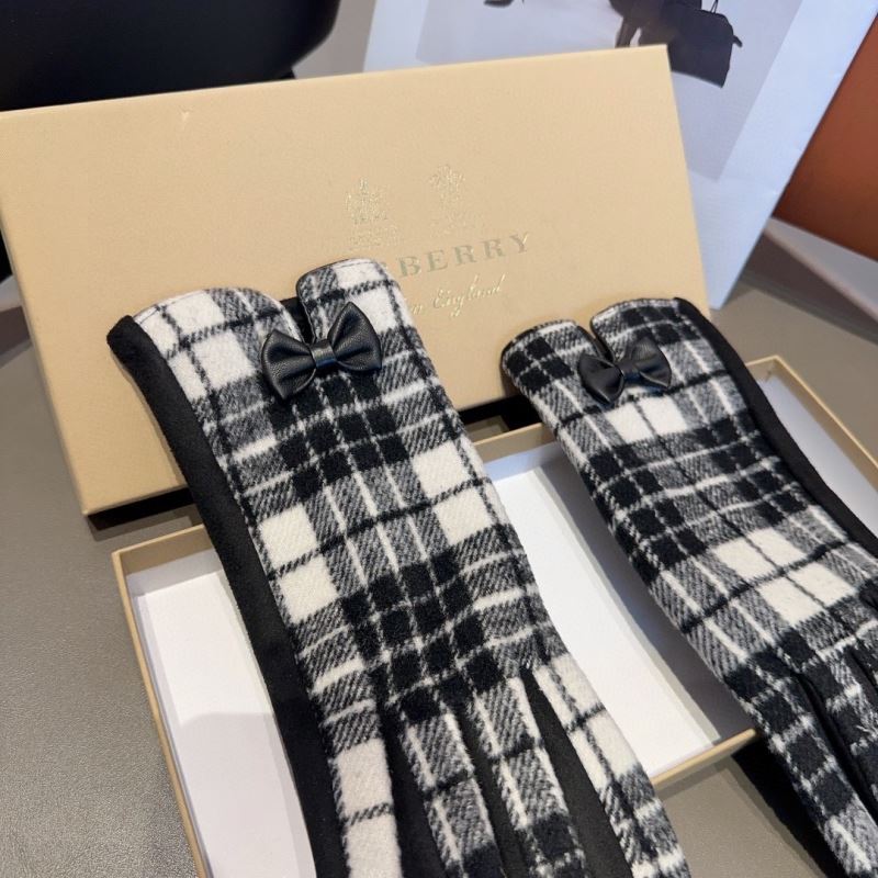 Burberry Gloves