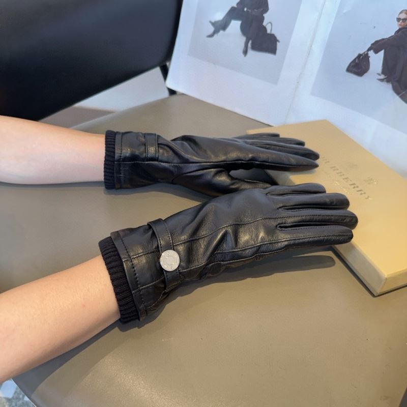 Burberry Gloves