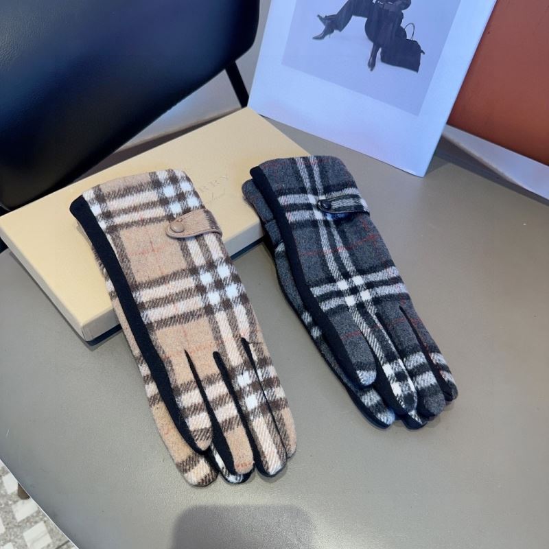 Burberry Gloves