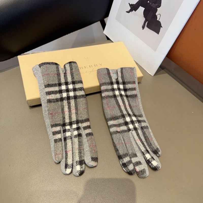 Burberry Gloves