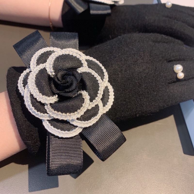 Chanel Gloves