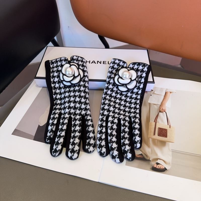 Chanel Gloves