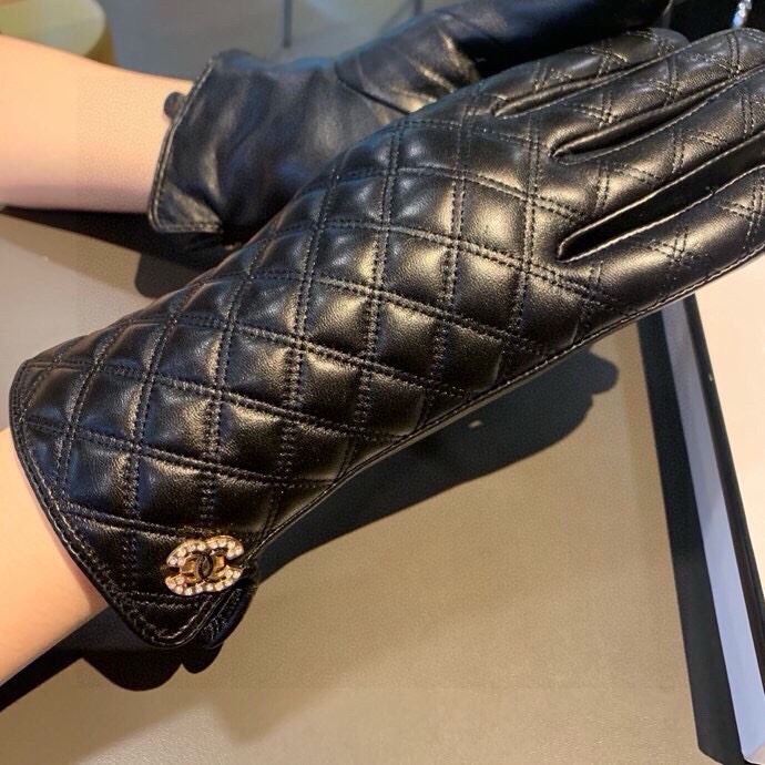 Chanel Gloves