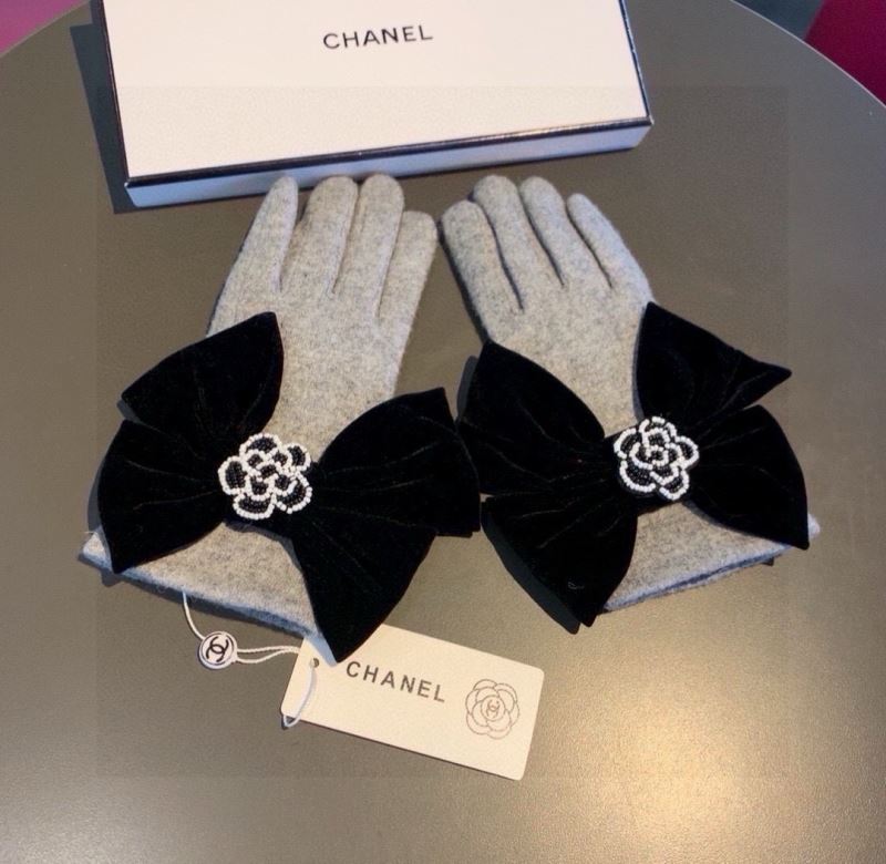 Chanel Gloves