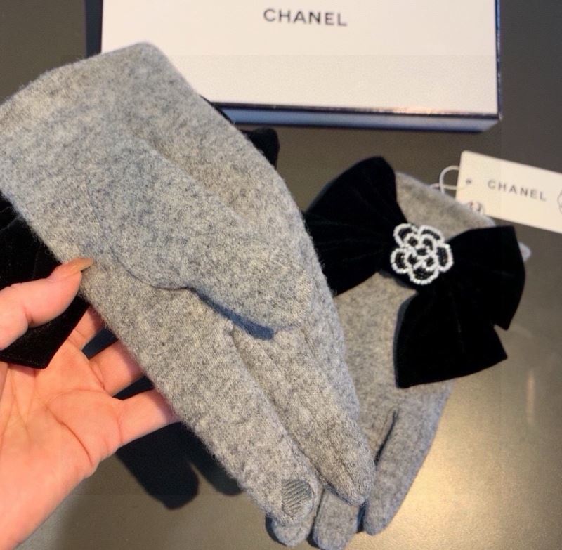 Chanel Gloves