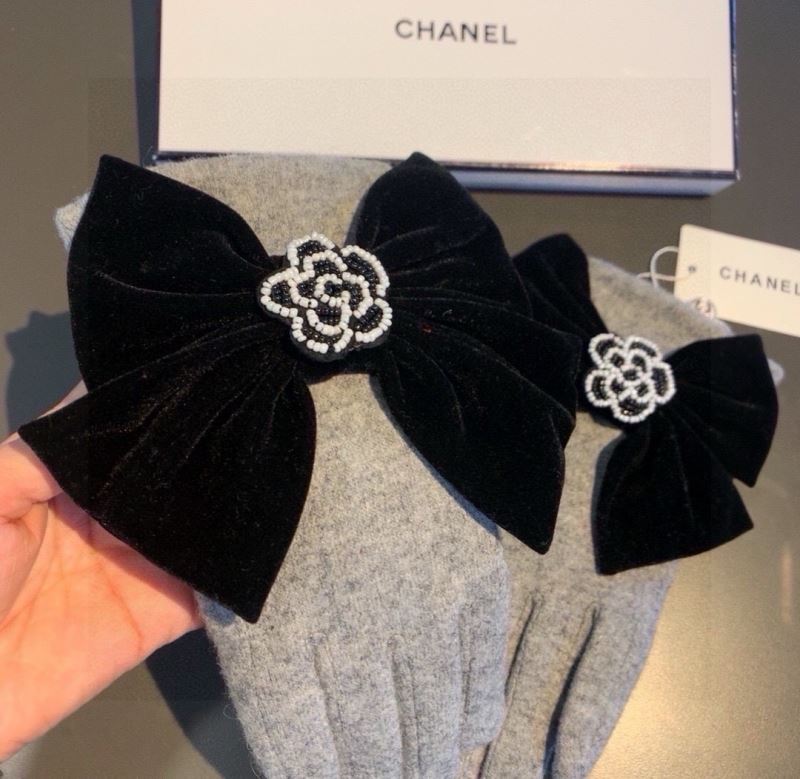 Chanel Gloves