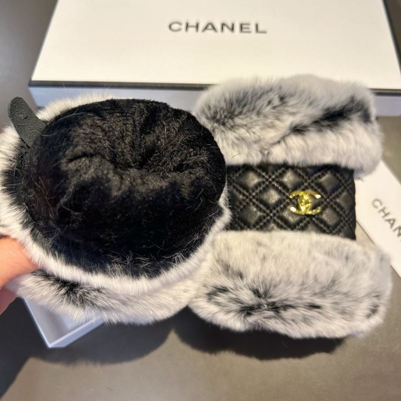 Chanel Gloves