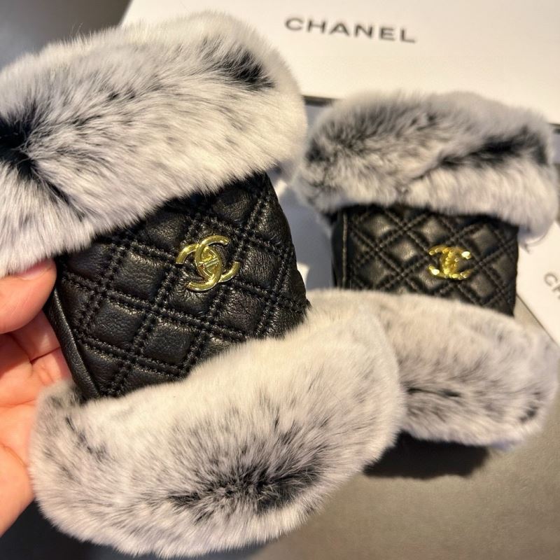 Chanel Gloves