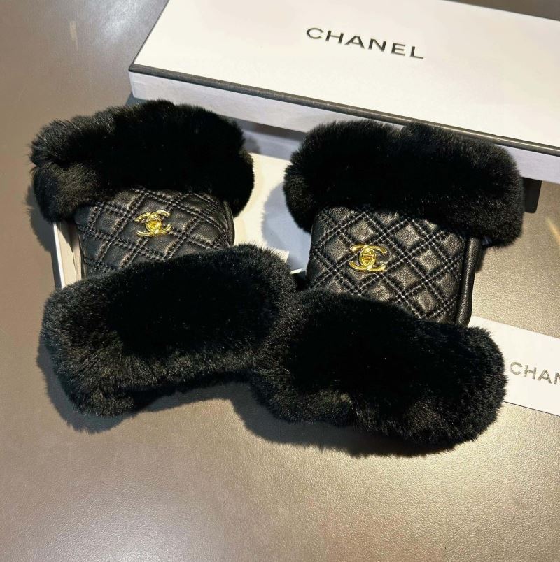 Chanel Gloves