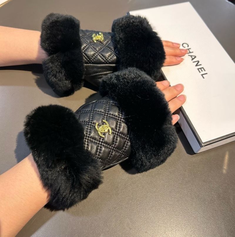 Chanel Gloves