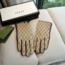 Gucci Gloves