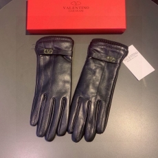 Valentino Gloves