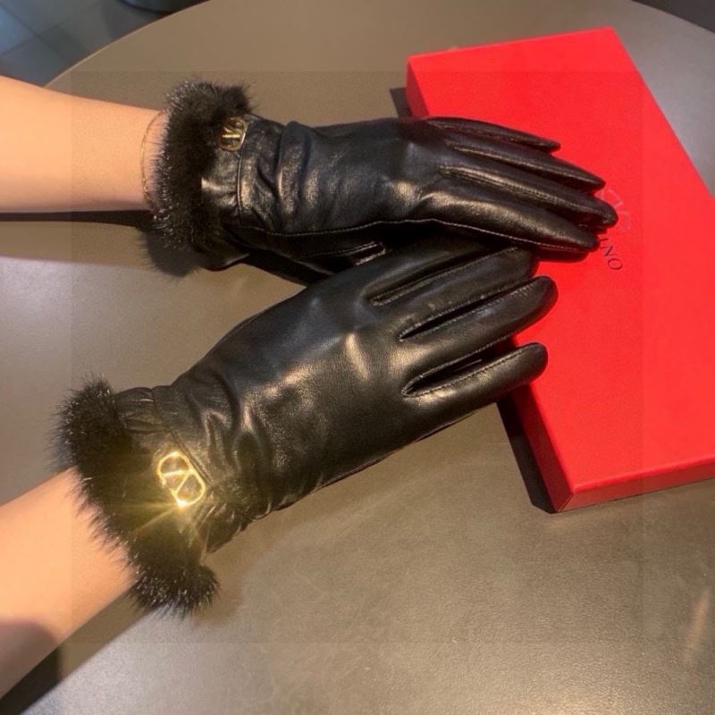 Valentino Gloves