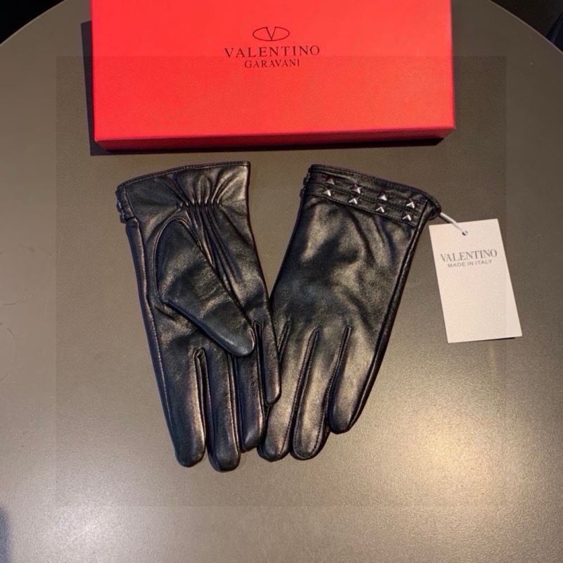 Valentino Gloves