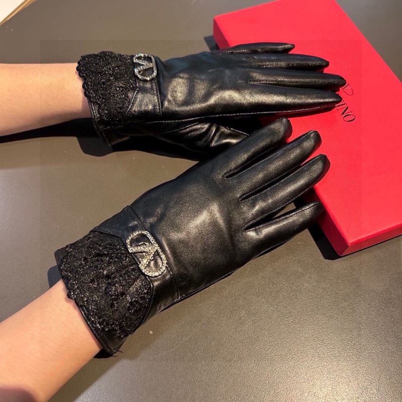 Valentino Gloves