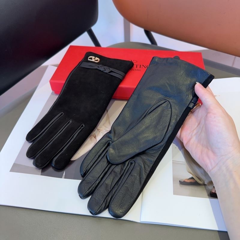 Valentino Gloves