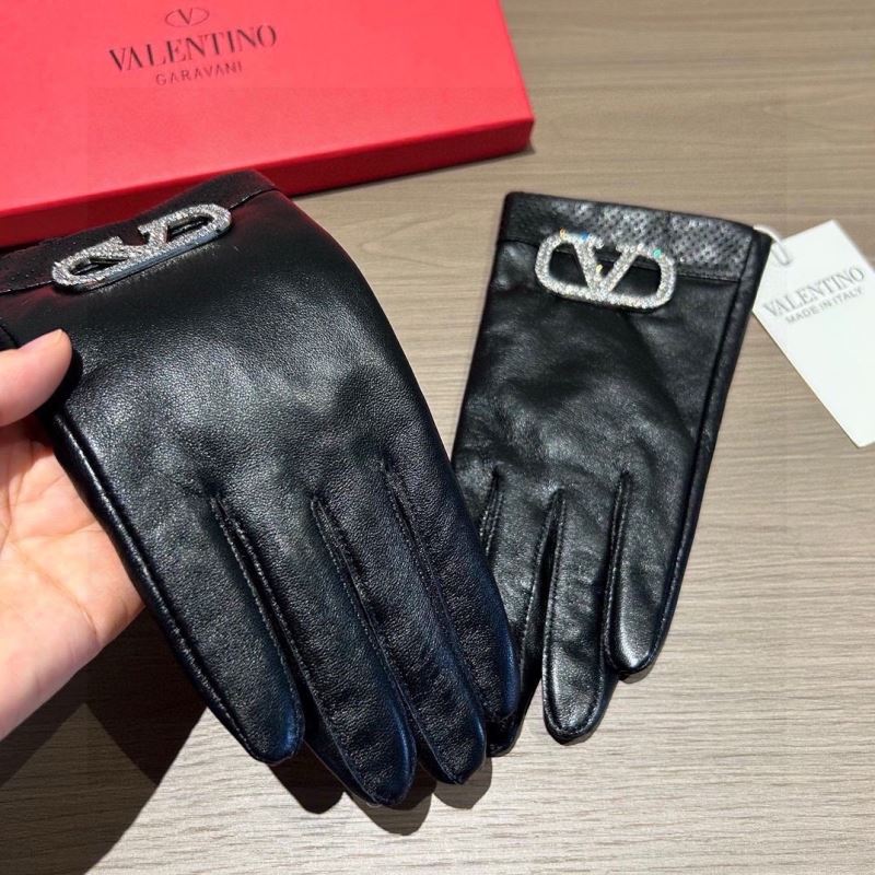 Valentino Gloves