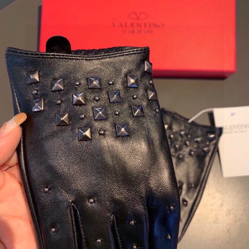 Valentino Gloves