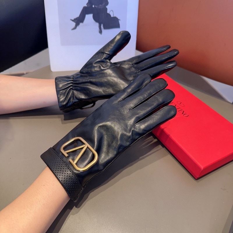 Valentino Gloves