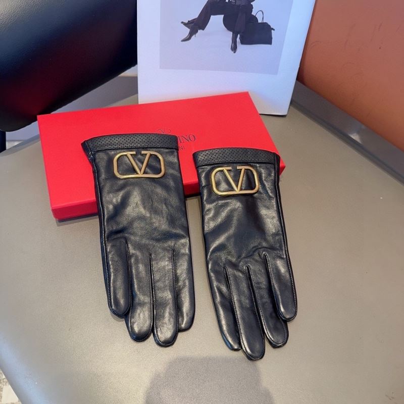 Valentino Gloves