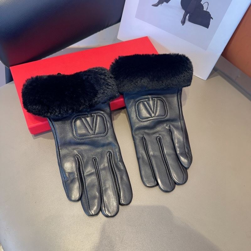 Valentino Gloves