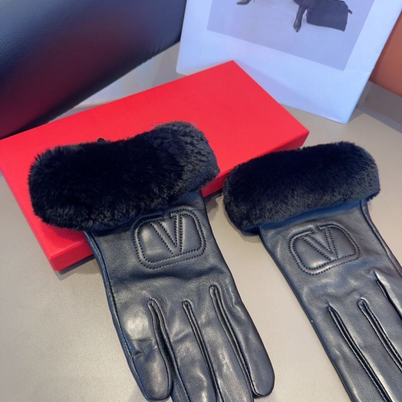 Valentino Gloves