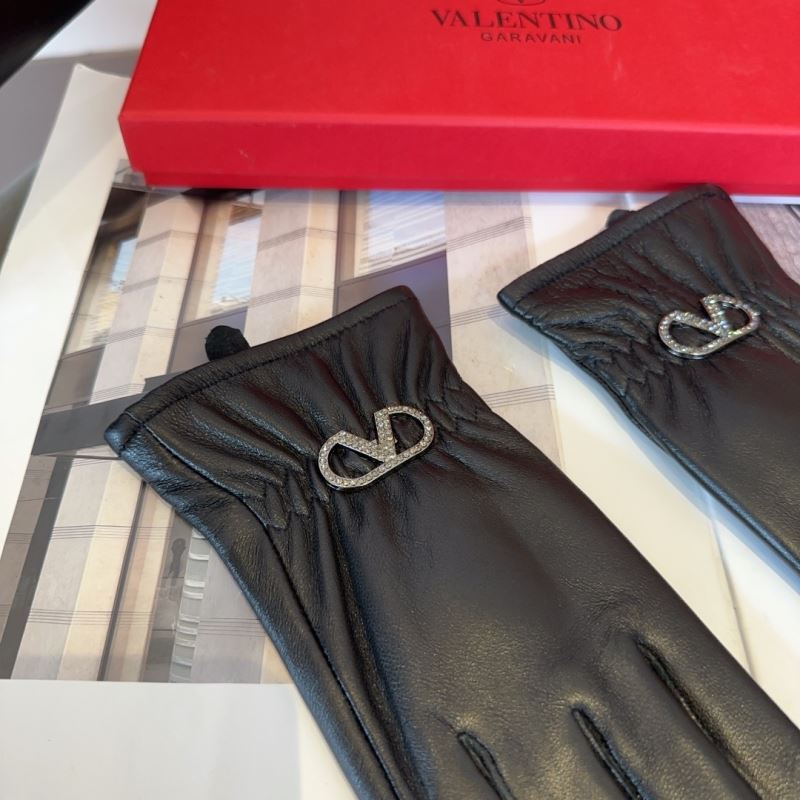 Valentino Gloves