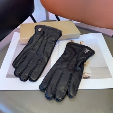 Burberry Gloves