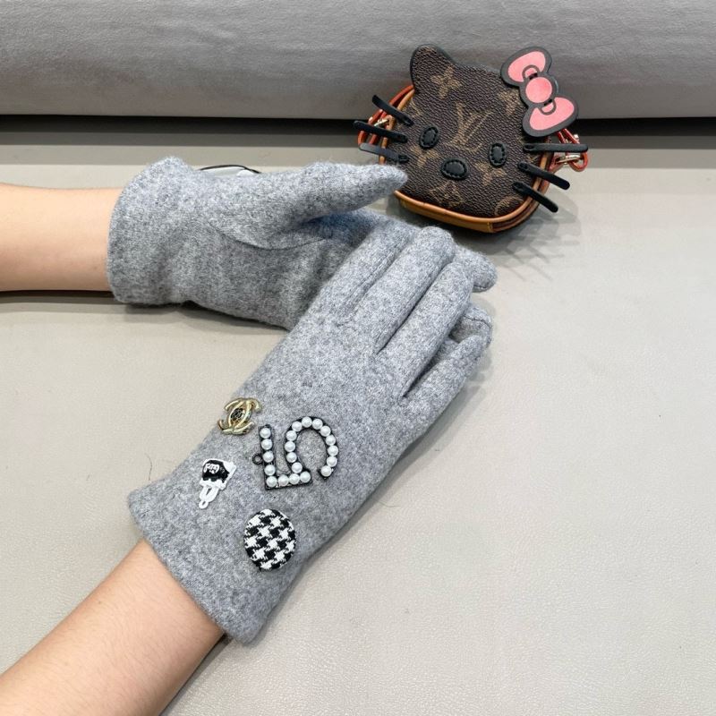 Chanel Gloves