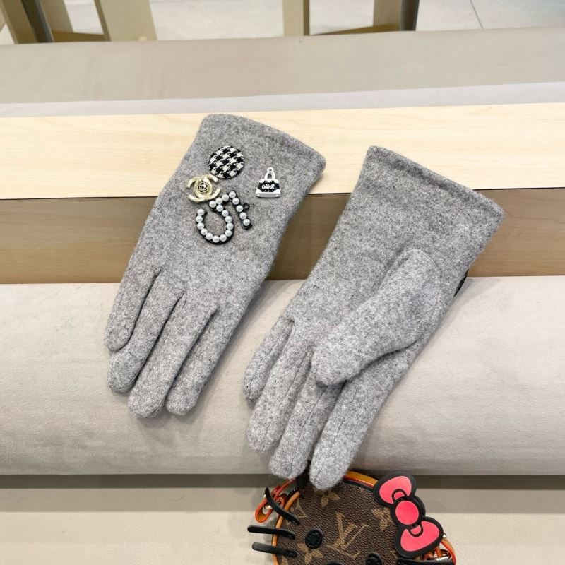 Chanel Gloves