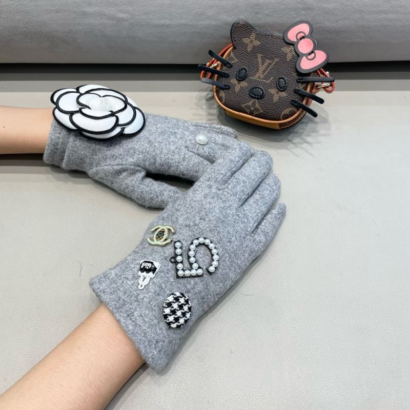 Chanel Gloves