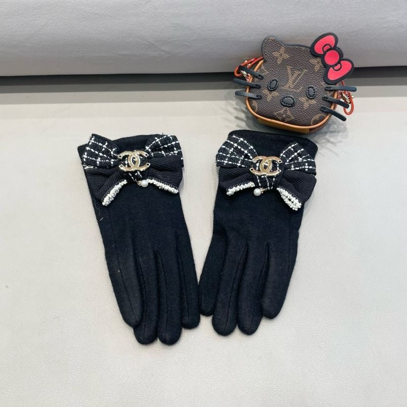 Chanel Gloves