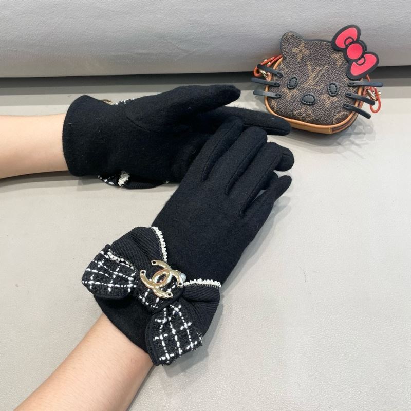 Chanel Gloves