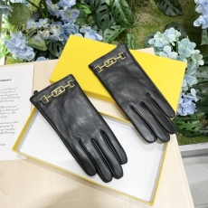 Fendi Gloves