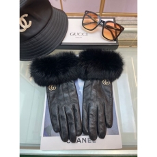 Gucci Gloves