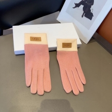 Gucci Gloves