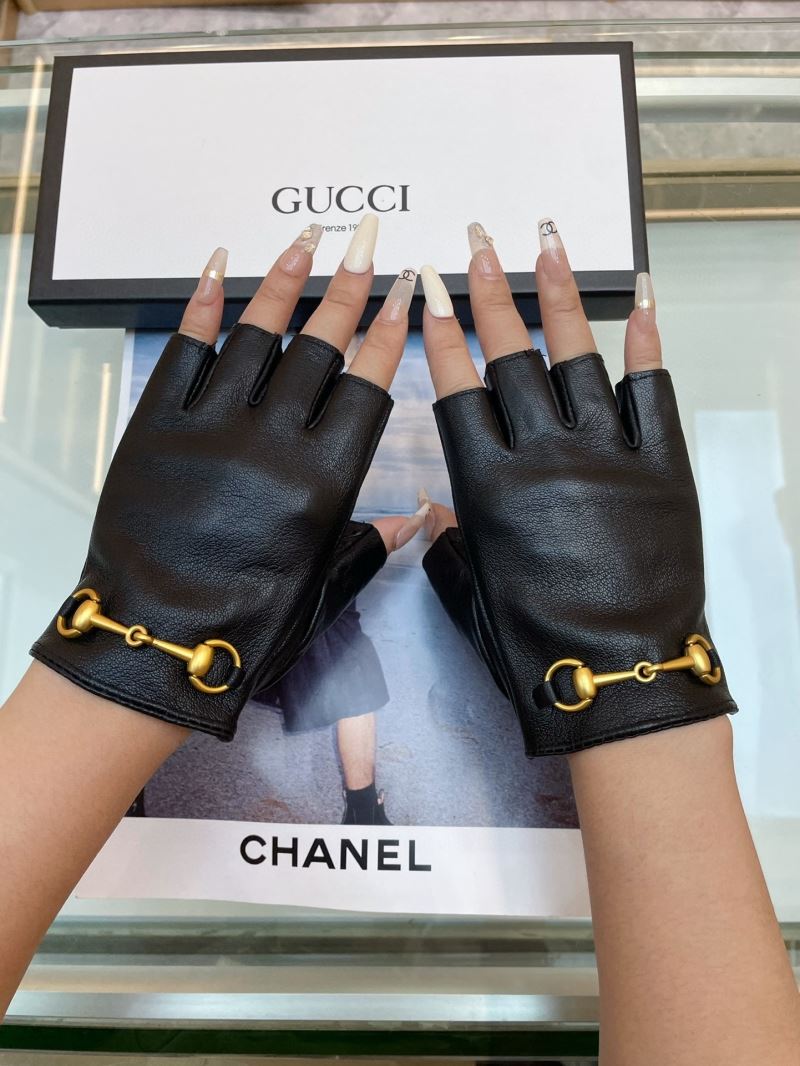 Gucci Gloves