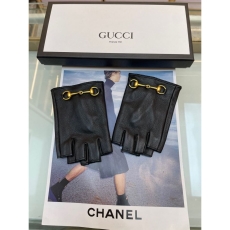 Gucci Gloves