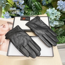 Gucci Gloves