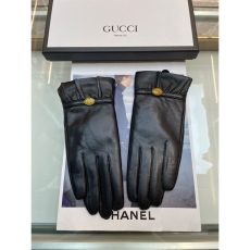 Gucci Gloves