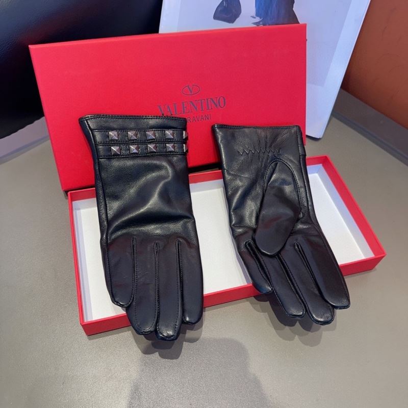 Valentino Gloves