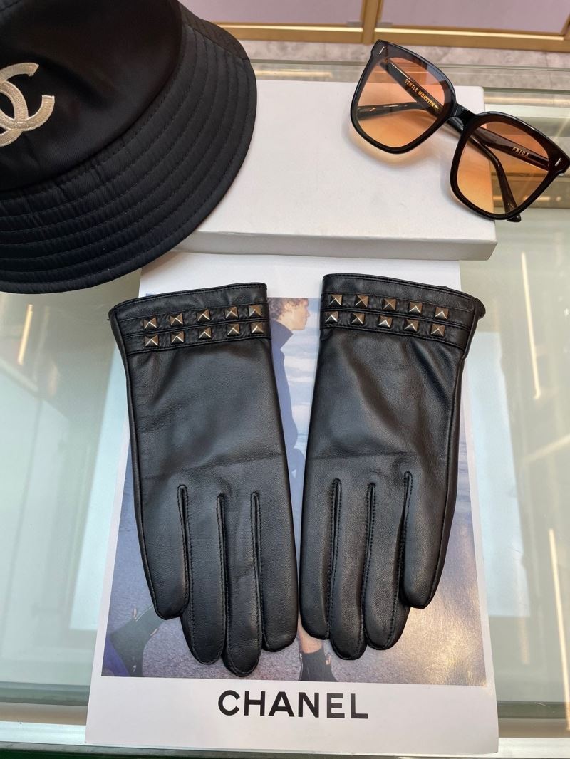 Valentino Gloves