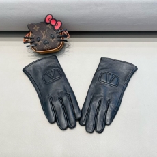 Valentino Gloves