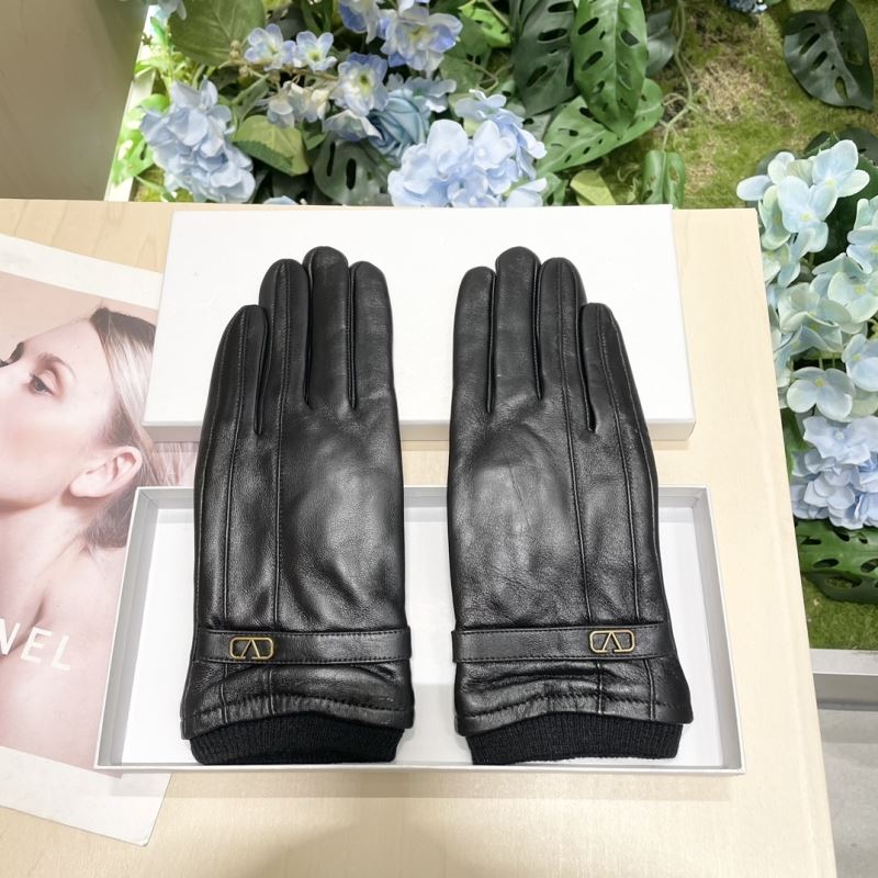 Valentino Gloves