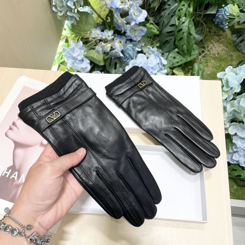 Valentino Gloves